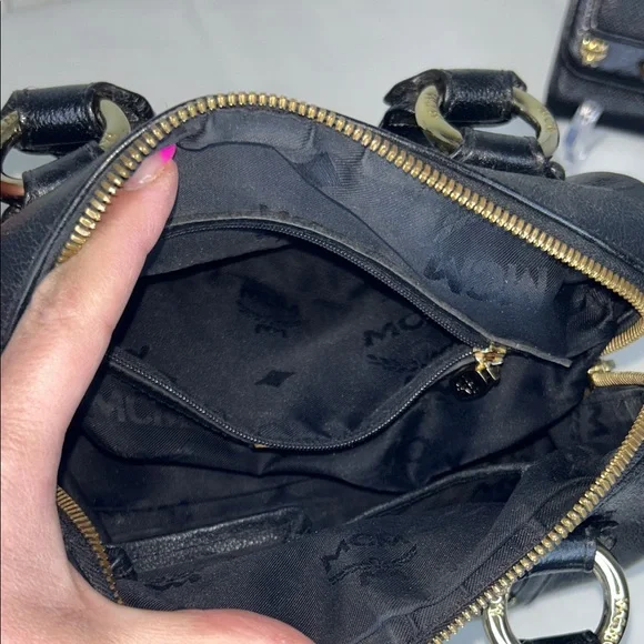 MCM Boston Mini Black Pebble Leather Bag, Matching Wallet Gold Hardware Vintage - Picture 10 of 17